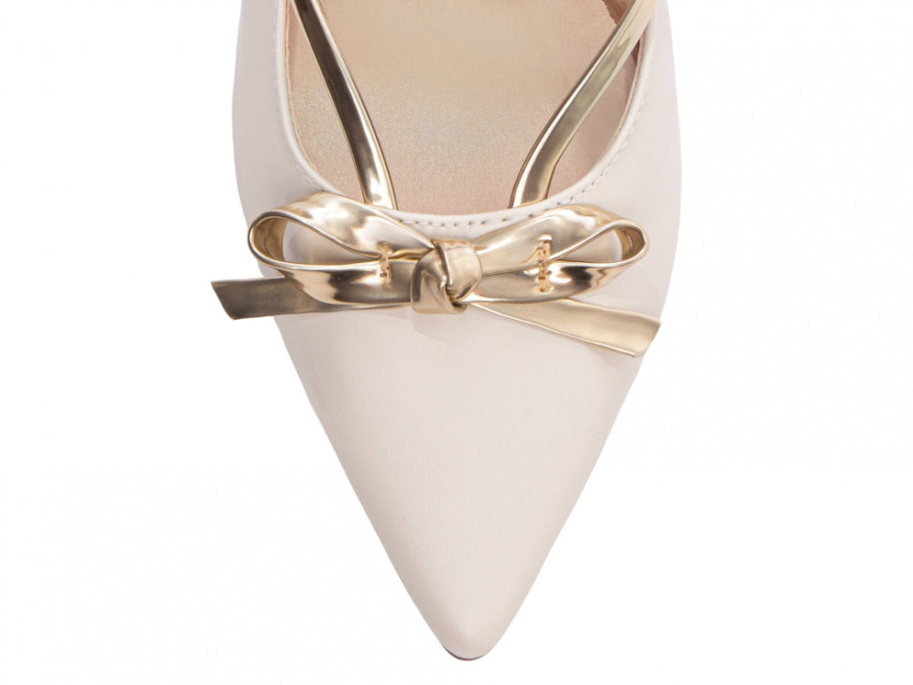 Sapato Scarpin Off White com Laço Metalizado Ouro Light