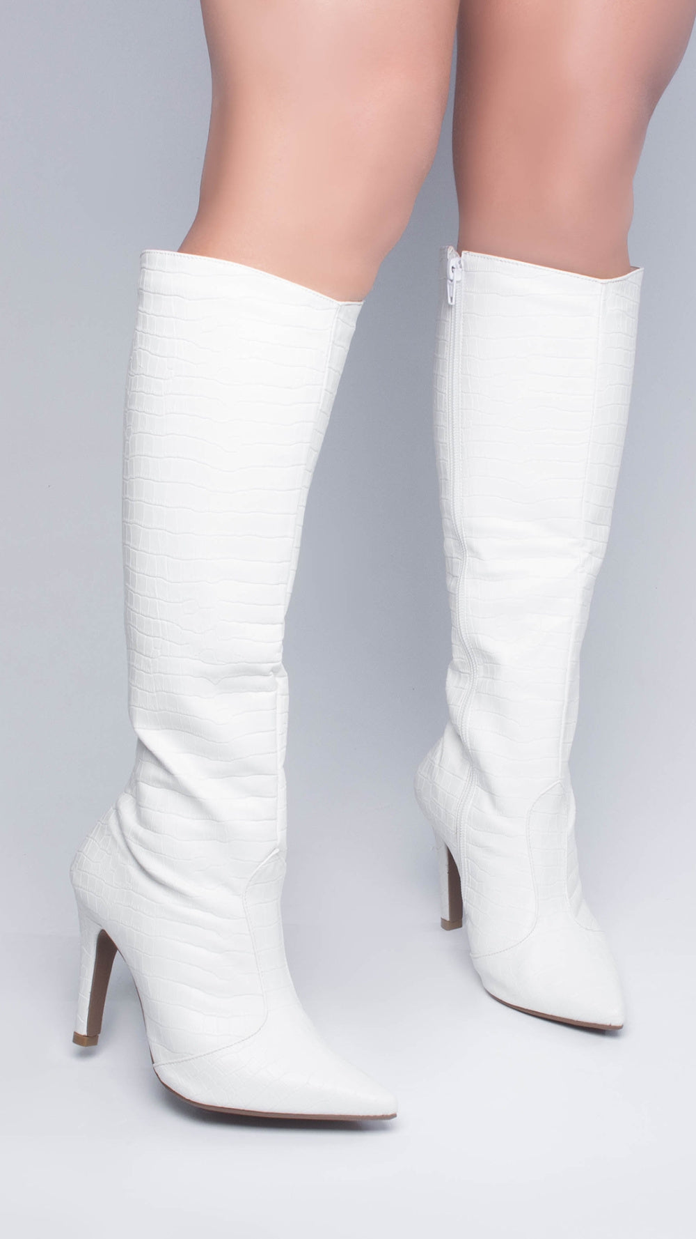 Bota Bico Fino Feminina em Napa Croco Branco com Zíper