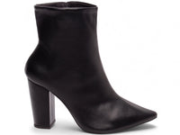 Bota Cano Curto em Napa Preto com Salto de 9 cm