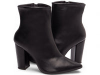 Bota Cano Curto em Napa Preto com Salto de 9 cm