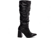 Bota Franzida Feminina de Napa Preto com Salto Alto