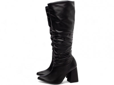 Bota Franzida Feminina de Napa Preto com Salto Alto