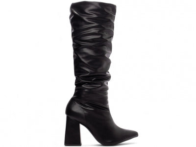Bota Franzida Feminina de Napa Preto com Salto Alto