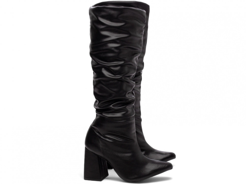 Bota Franzida Feminina de Napa Preto com Salto Alto