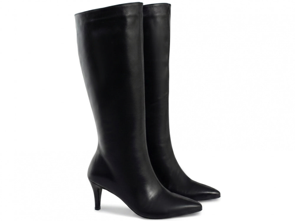 Bota Social Cano Alto Longo em Napa Preto com Zíper