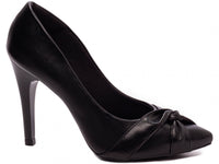 Sapato Scarpin Bico Fino Preto com Tiras em Nó