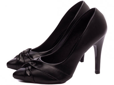 Sapato Scarpin Bico Fino Preto com Tiras em Nó