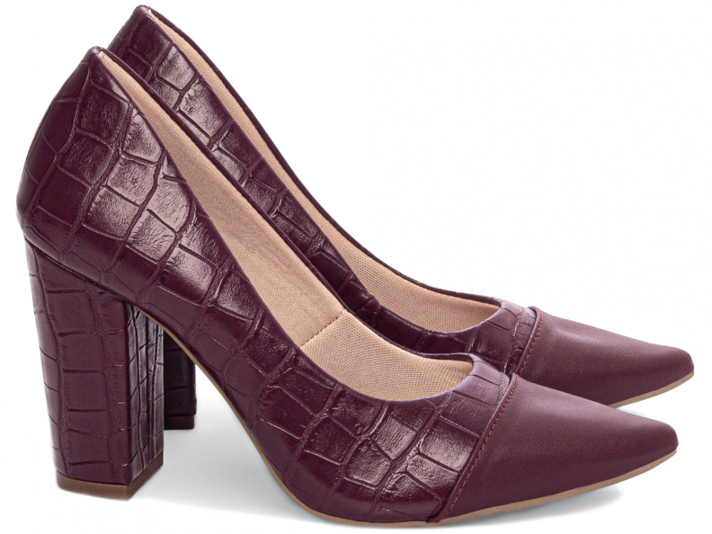 Sapato Scarpin Bordô com Textura Croco