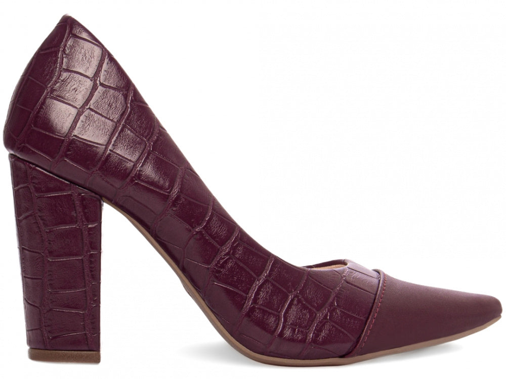 Sapato Scarpin Bordô com Textura Croco