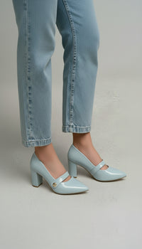Sapato Scarpin Verniz Azul com Aplique Dourado
