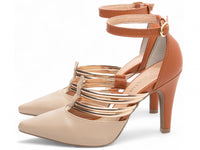 Sapato Scarpin com Tiras Douradas