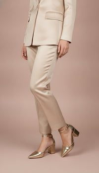 Sapato Scarpin em Napa Dourada