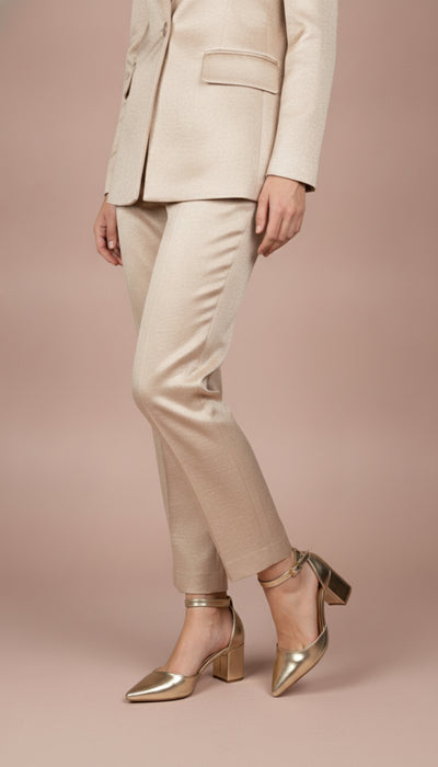 Sapato Scarpin em Napa Dourada