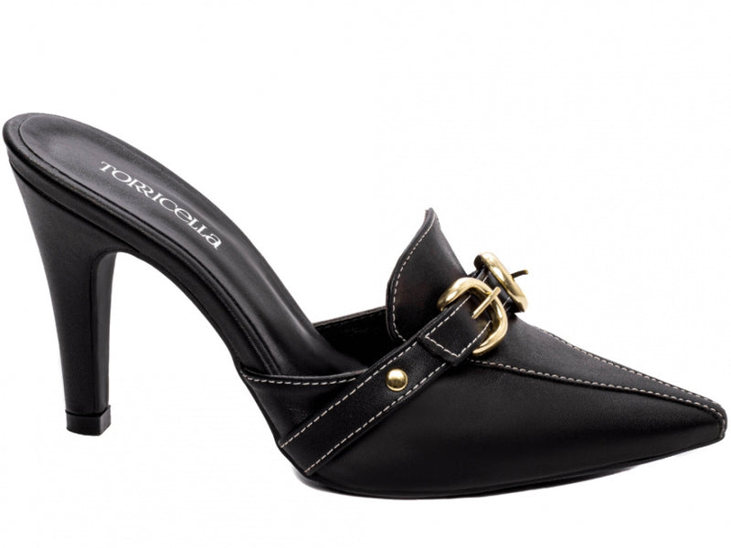 Sapato Scarpin Mule em Napa Preto com Fivelas Douradas
