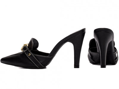 Sapato Scarpin Mule em Napa Preto com Fivelas Douradas