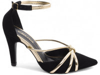 Sapato Scarpin Preto em Nobuck com Fivela Dourada