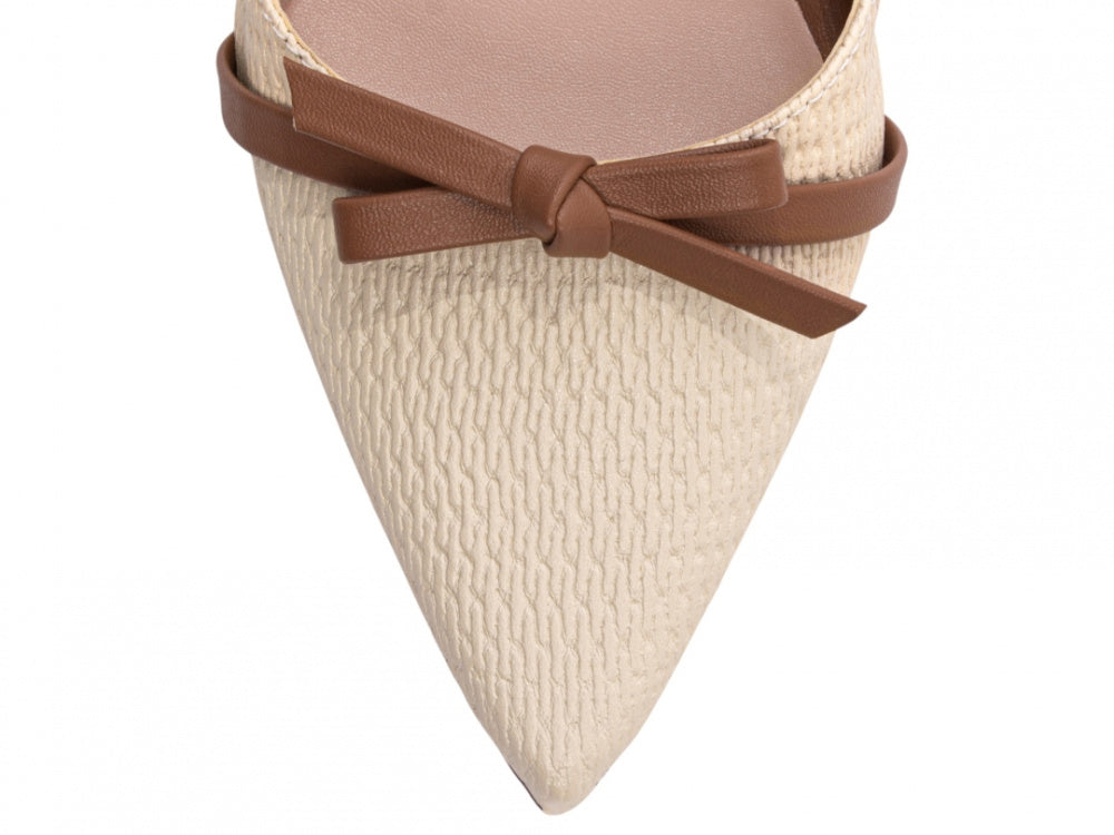 Sapato Scarpin Slingback Caramelo e Bege com Fivela Dourada