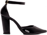 Sapato Scarpin Verniz Preto com Fivela Dourada