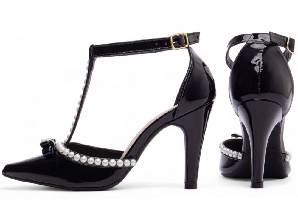 Sapato Scarpin Verniz Preto com Pérola