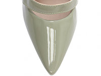 Sapato Scarpin Verniz Verde com Aplique Dourado